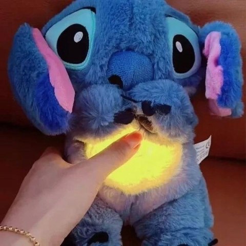PRZYTULANKA MASKOTKA STICH USPOKAJACZ MIŚ SZUMIŚ ODDYCHAJĄCA STITCH ZABAWKA